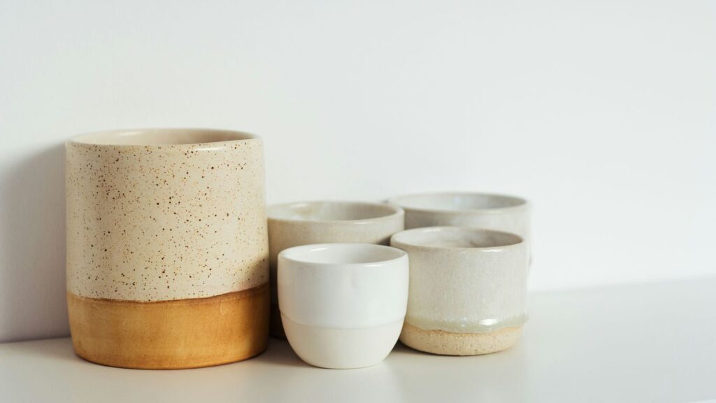 Dehua Porcelain Sourcing: Blanc De Chine Figurines, Tea Sets & Ceramic Shipping Tips