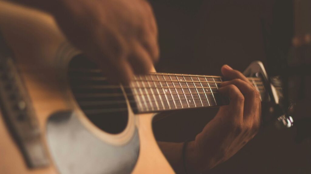 Huiyang Guitar Sourcing Guide: Acoustic Guitars, Ukuleles & Cross-Border Shipping Solutions