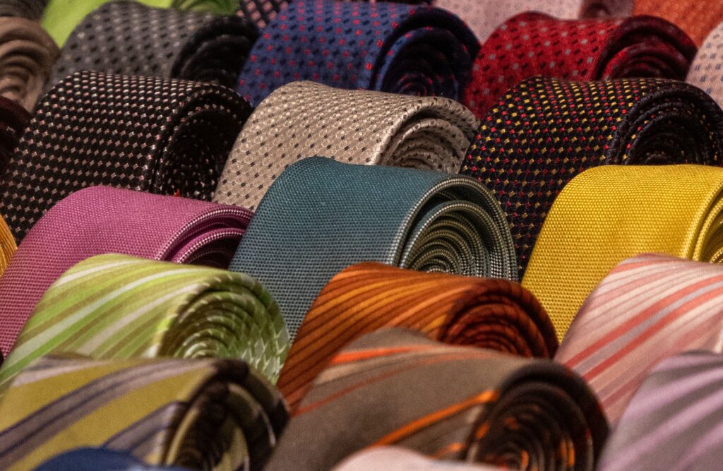 Shengzhou Necktie Sourcing: Silk Ties, Bowties & Low-Cost Formal Wear Shipping Solutions