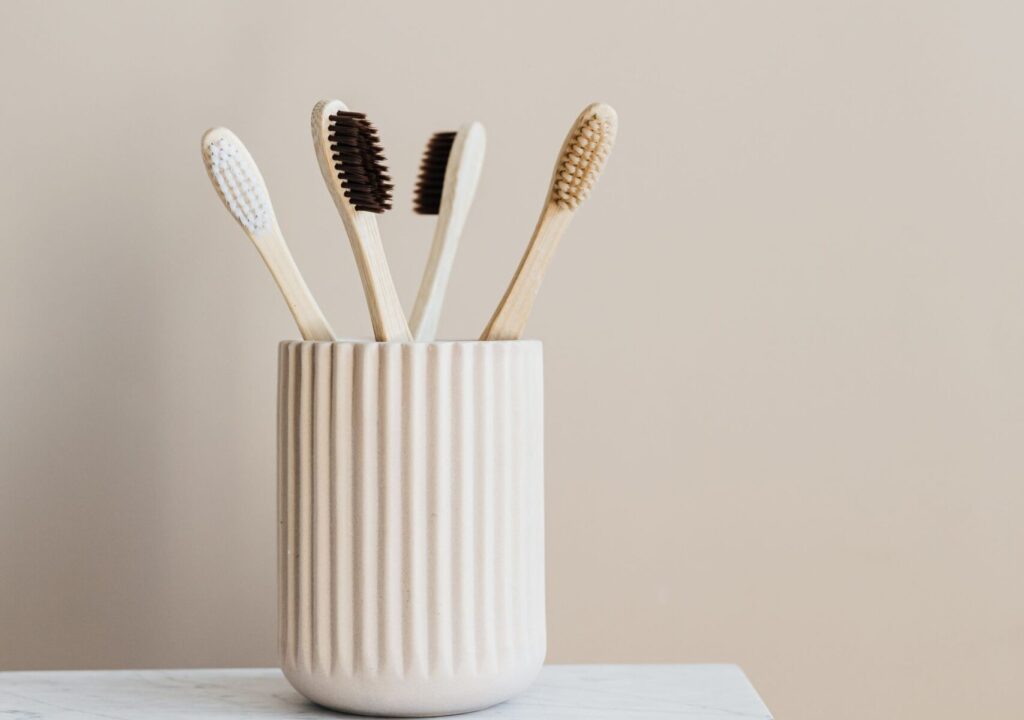 Yangzhou Hangji Toothbrush Sourcing: Disposable Hotel Oral Care & Export Logistics