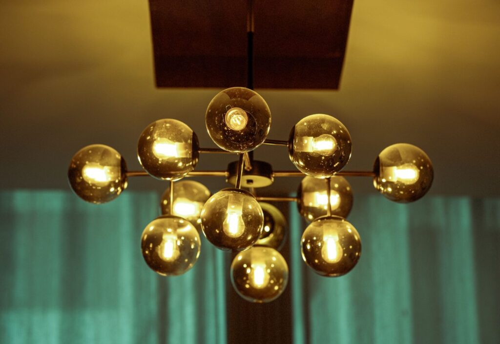 Sourcing Lighting Fixtures in Guzhen: Shipping LED & Commercial Lighting Globally