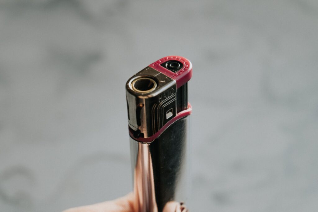 Shipping Lighters from Shaodong: Hazardous Goods Transport & Customs Clearance